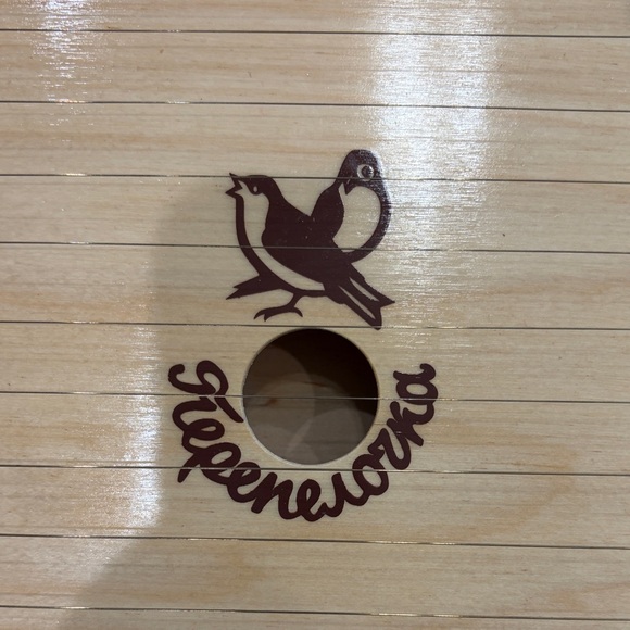 European Expressions Style Lap Harp in Natural Wood with Red Tuning Pins - Picture 4 of 17